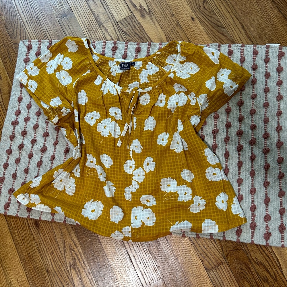 Gap blouse